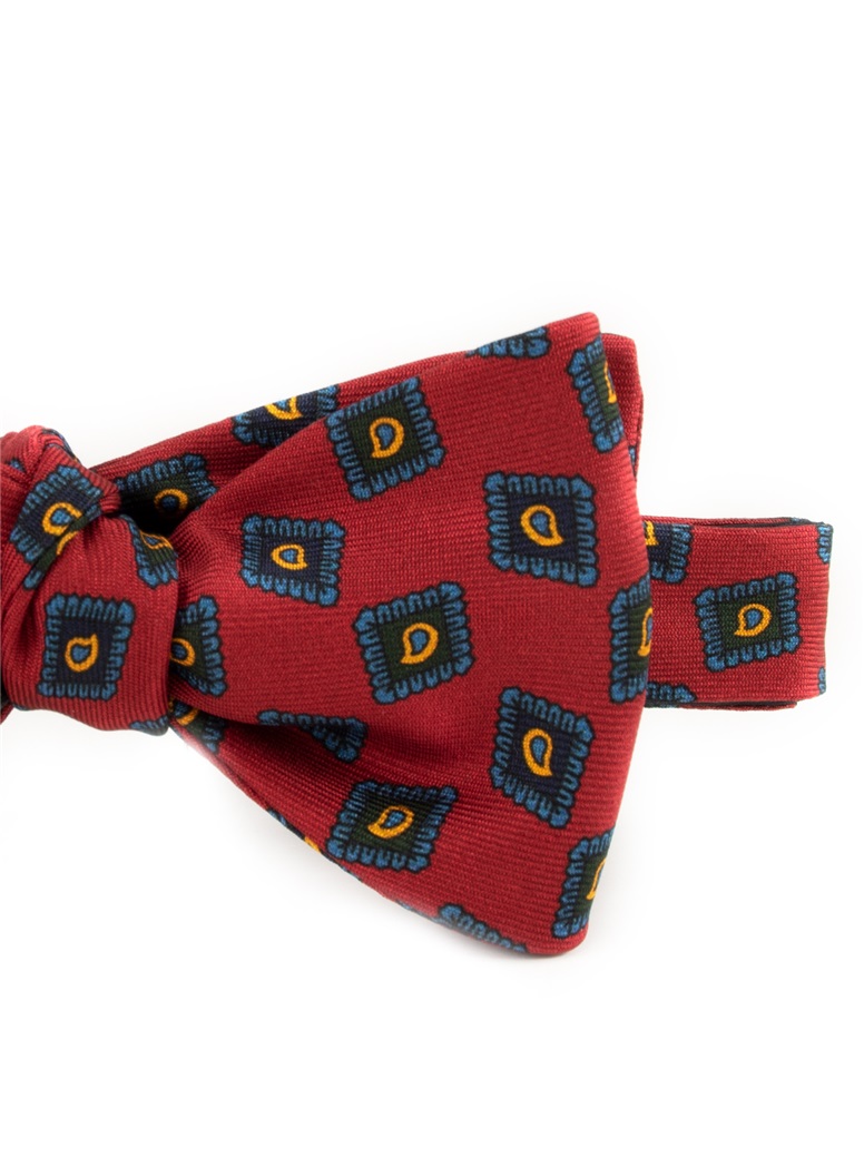 Silk Diamond Paisley Printed Bow Tie in Red