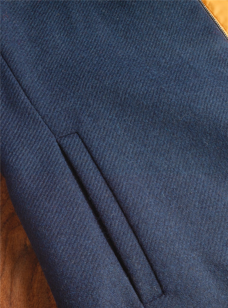 Lightweight Reversible Vest in Navy and Gold