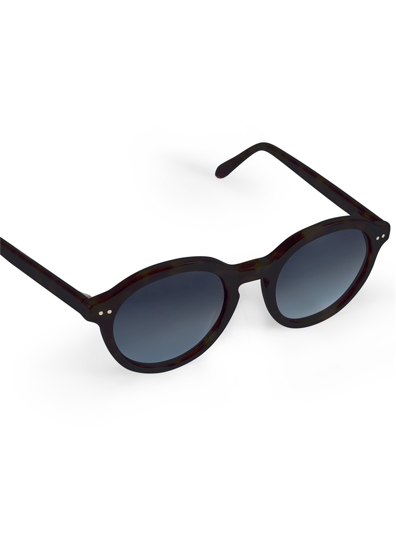 Bold Classic Sunglasses in Black