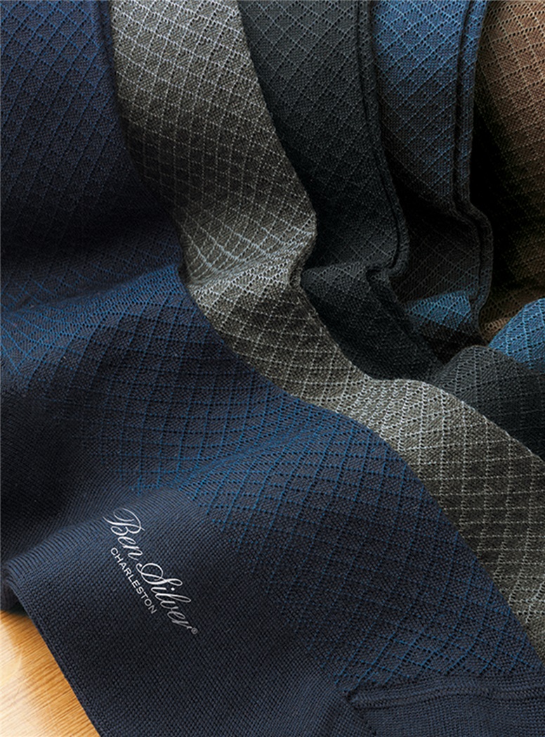 Two-tone Grid Pattern Socks in Wool & Cotton