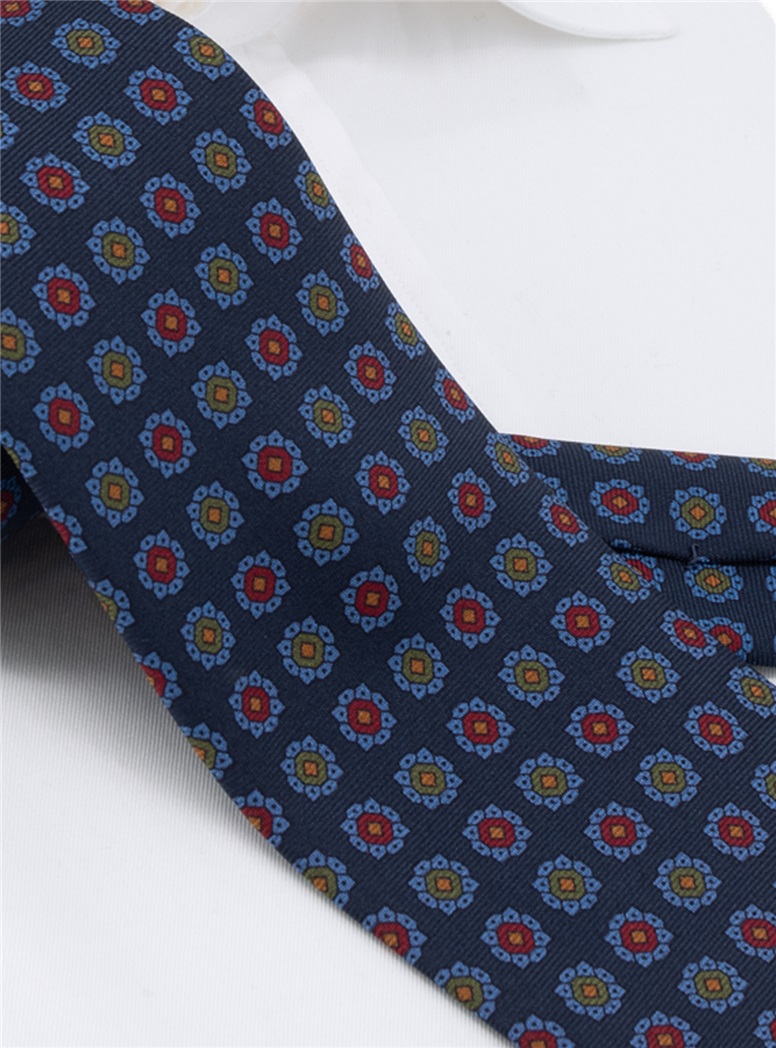 Silk Neat Tie in Navy