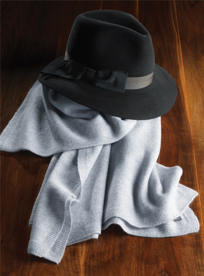 Ladies Cashmere Wrap in Silver