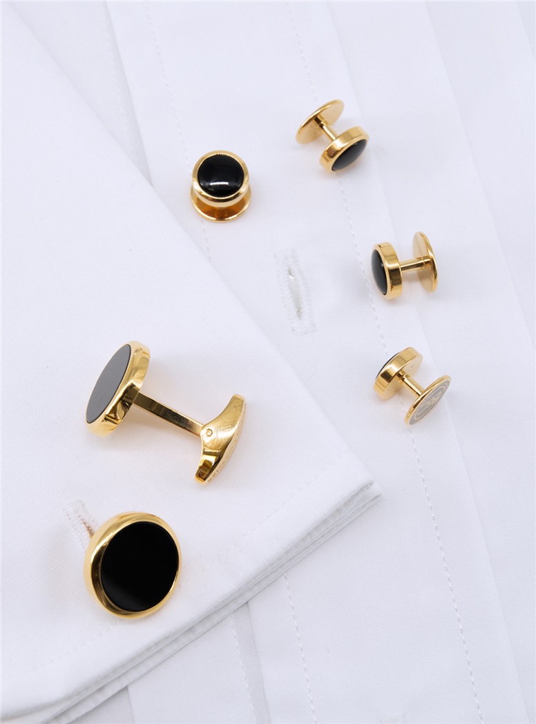 Onyx Formal Set in Gold