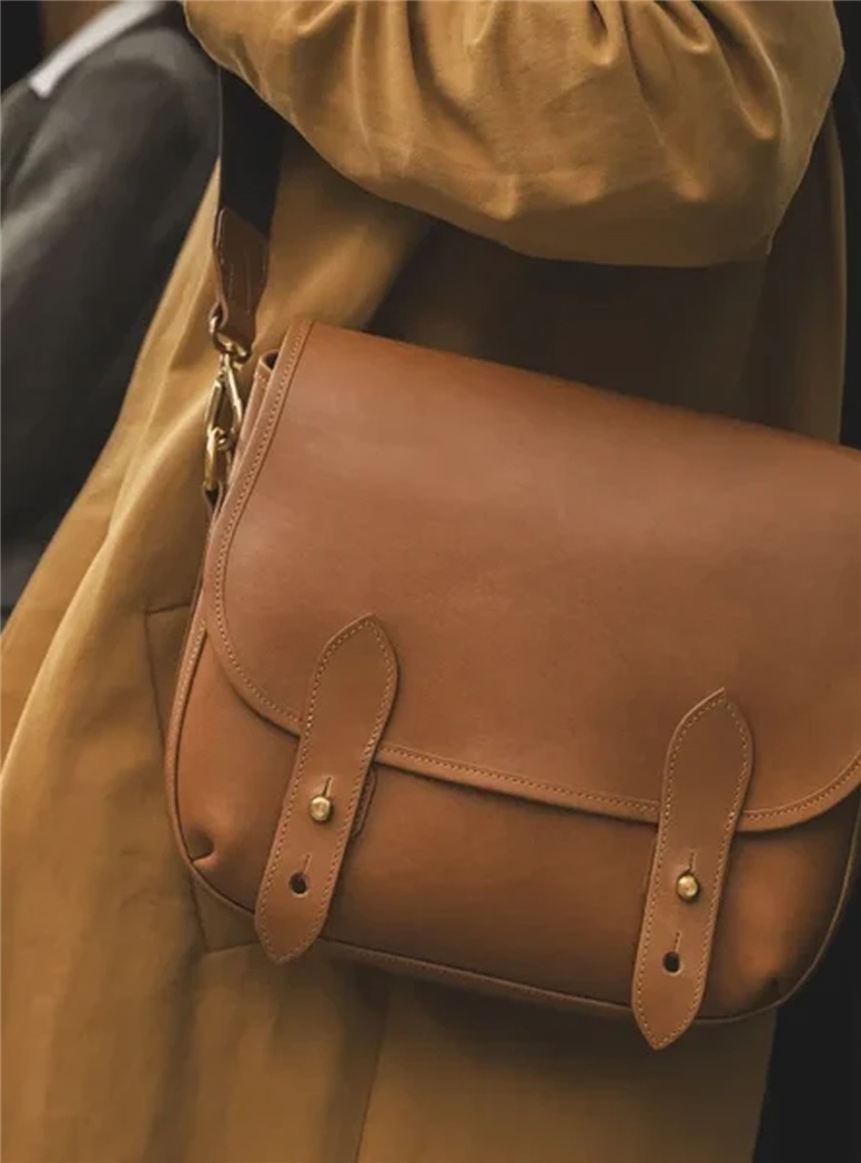 The Clifton Messenger Bag