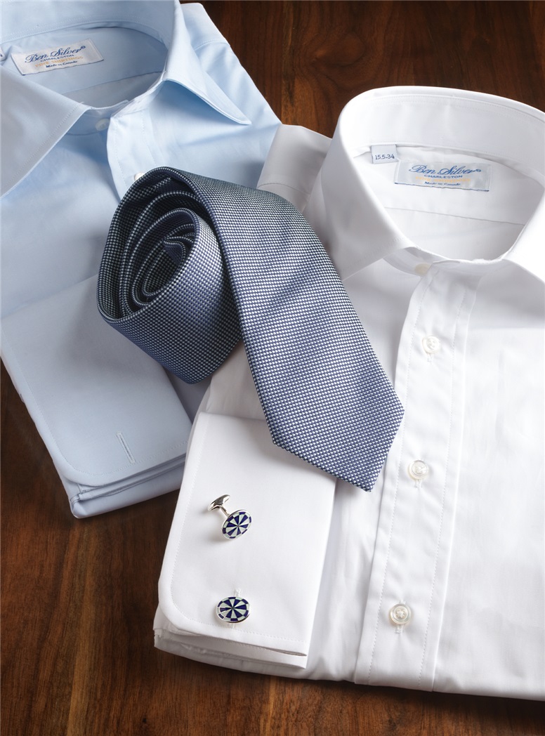 Oval Cufflinks in Navy and White