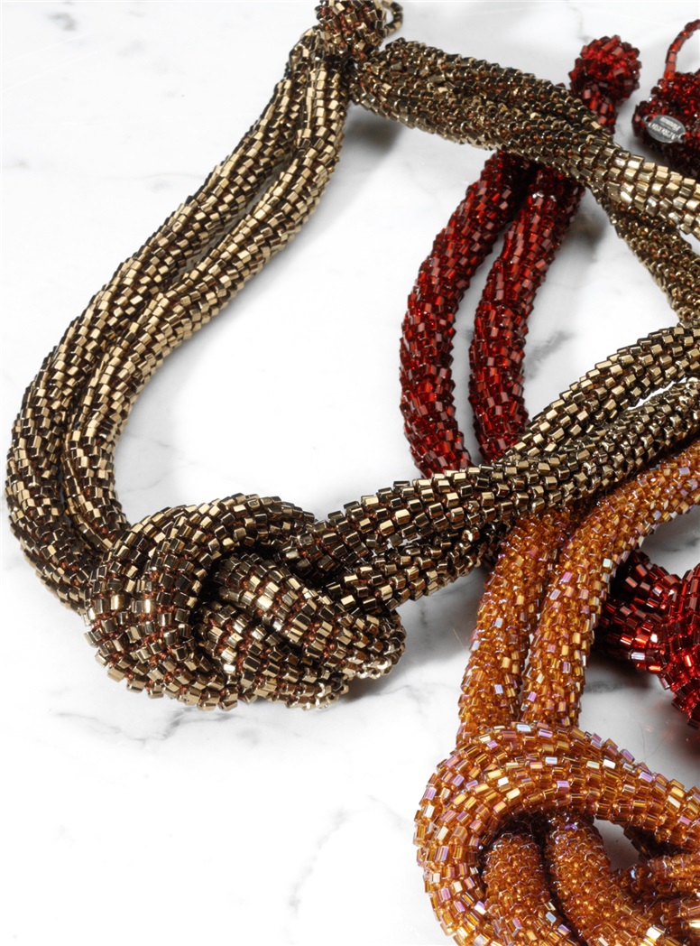 Knot Necklace