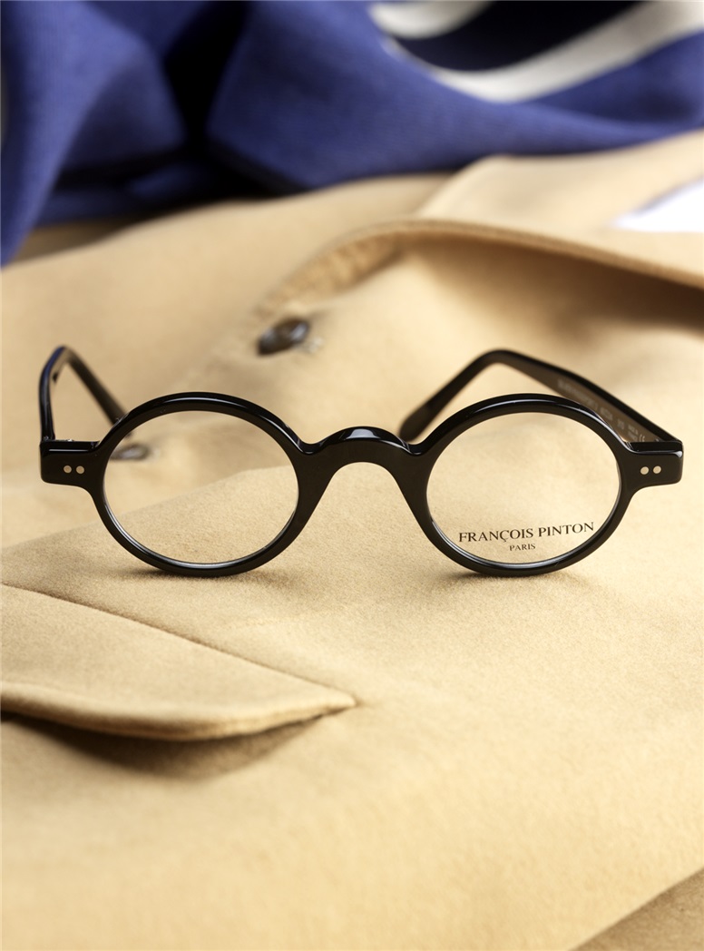 Archival Round Frame in Black