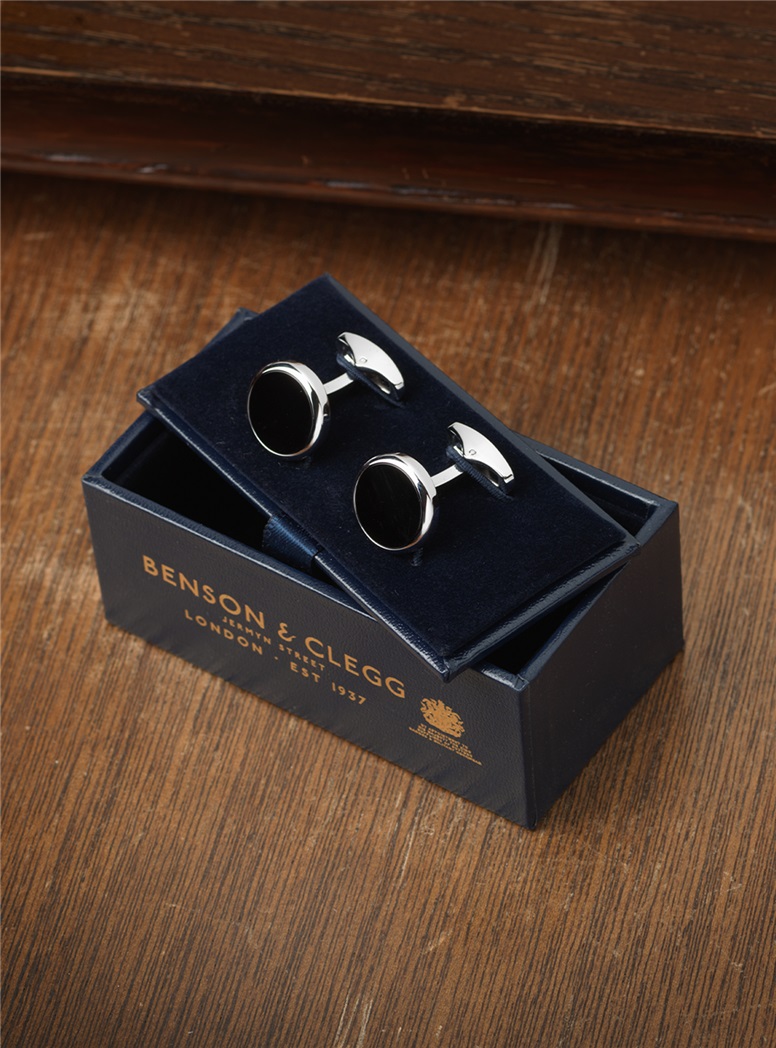 Round Onyx Cufflinks in Silver