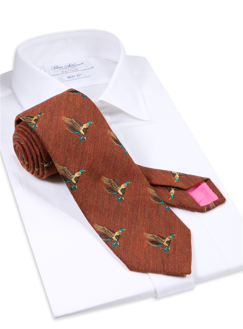 Silk Woven Flying Ducks Motif Tie in Amber