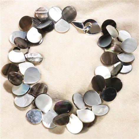 Grey Mother of Pearl Petals Necklace