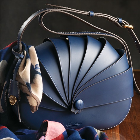 Leather "Seashell" Handbag in Royal Blue