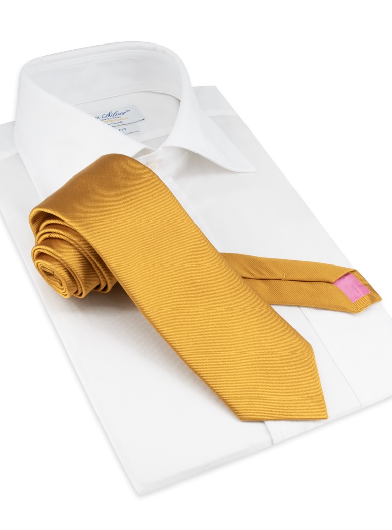 Silk Solid Signature Tie in Golden