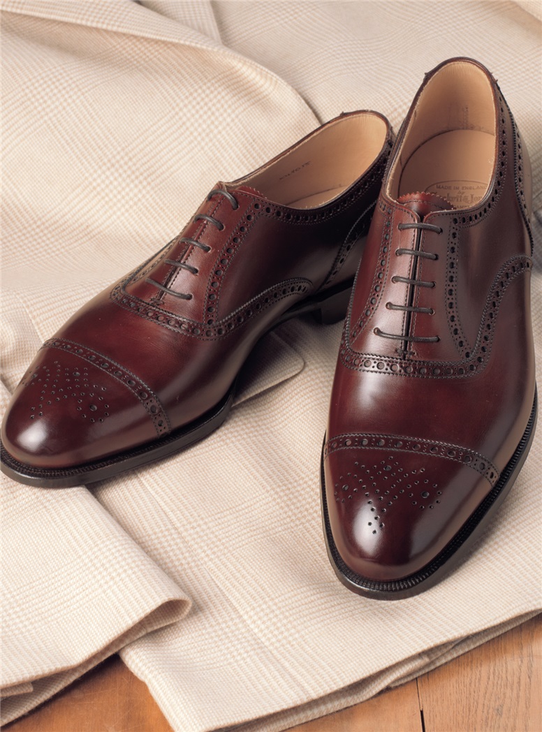 The Berkeley Oxford in Chestnut, Size 8