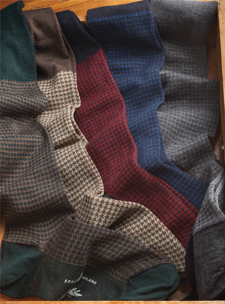 Houndstooth Dress Socks in Wool
