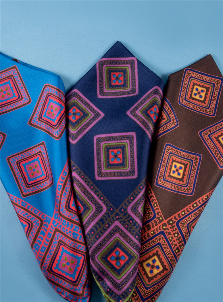 Silk Square Motif Pocket Square
