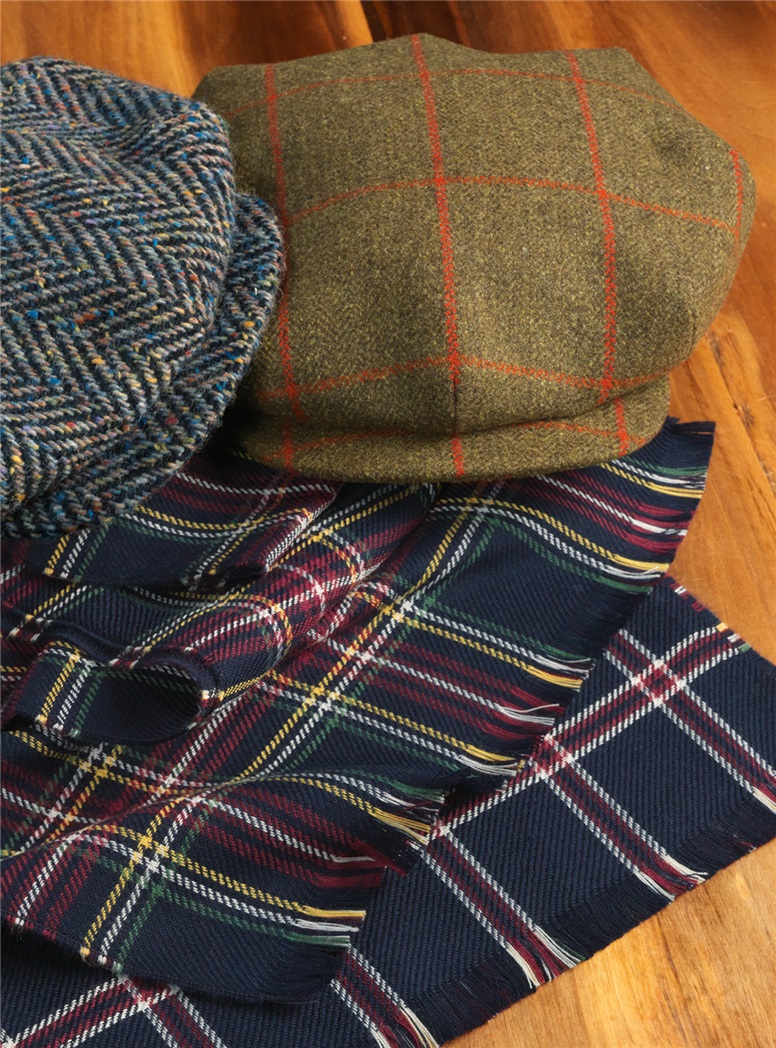 Wool Turnberry Cap in Olive with Fire Windowpanes