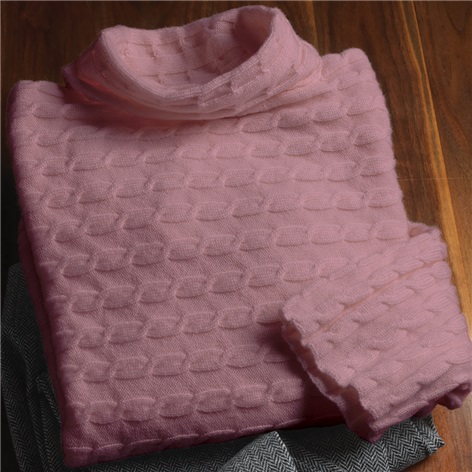 Ladies Cashmere Cable Turtleneck