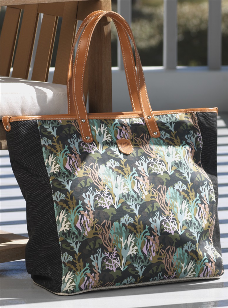 Canvas Coral Printed Tote in Black