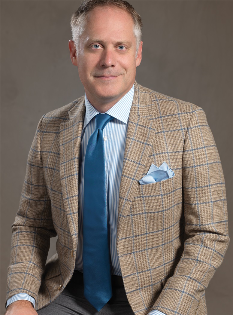 Tan and Cream Prince of Wales Plaid Sport Coat Center Vent