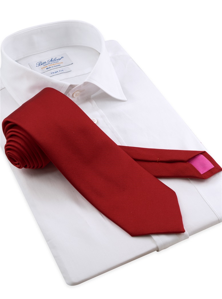 Silk Signature Solid Tie in Ruby Red