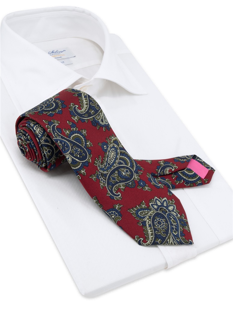 Silk Paisley Tie in Red