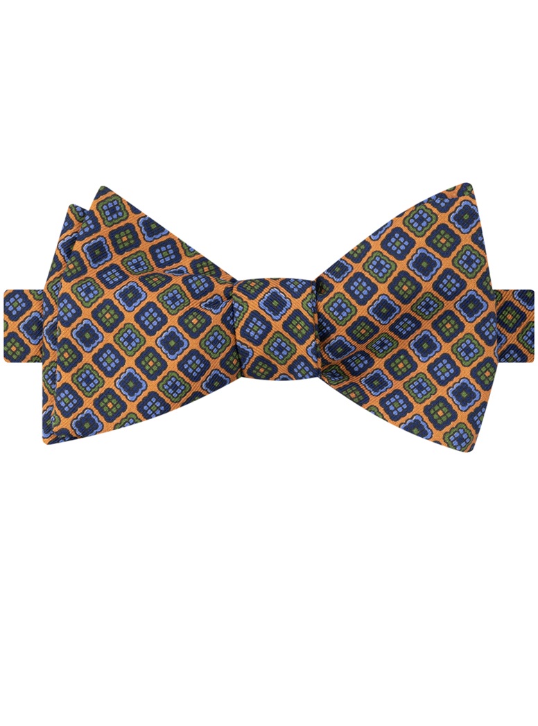 Silk Tile Print Bow Tie in Gold