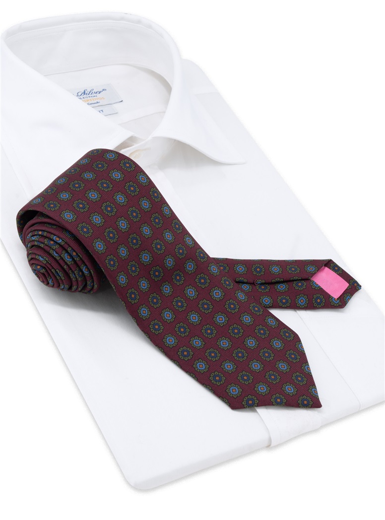 Silk Neat Tie in Wine
