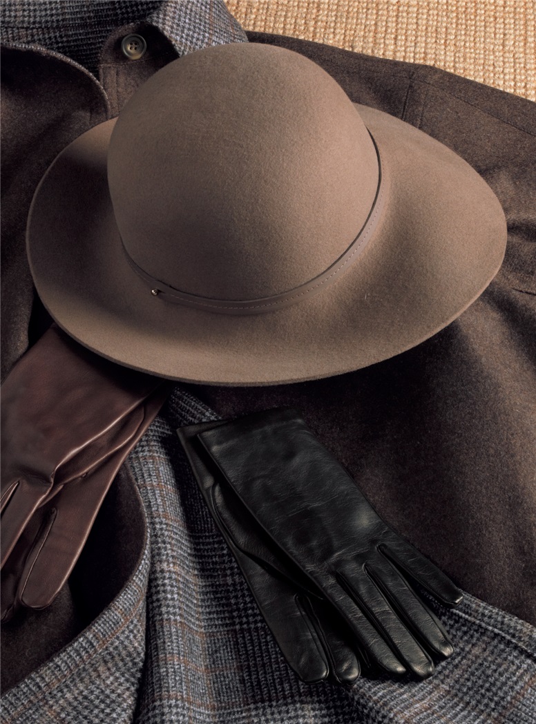 Ladies Felt Wide Brimmed Hat in Stone