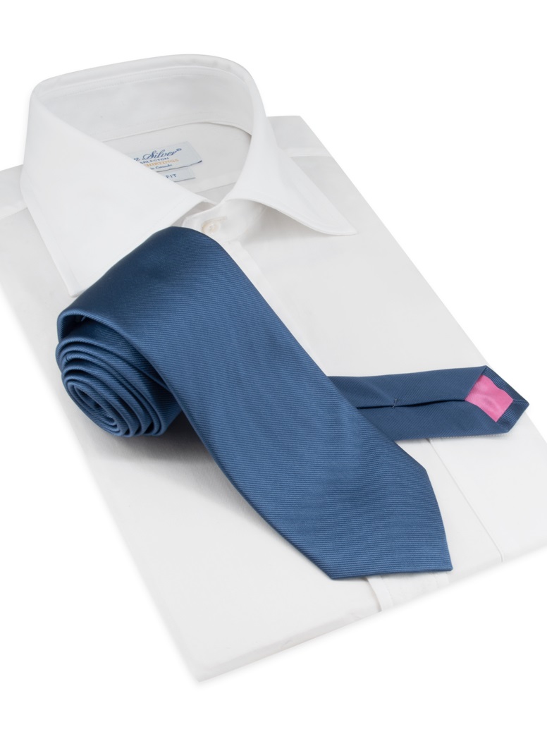 Silk Solid Signature Tie in French Blue