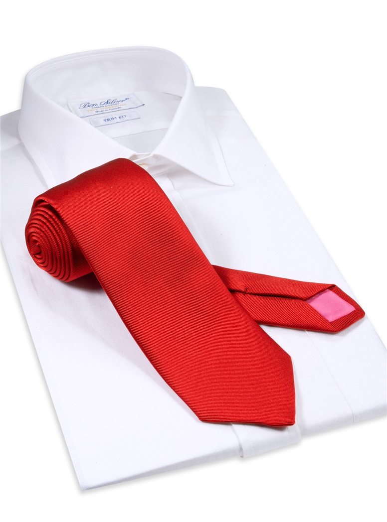 Silk Signature Solid Tie in Red