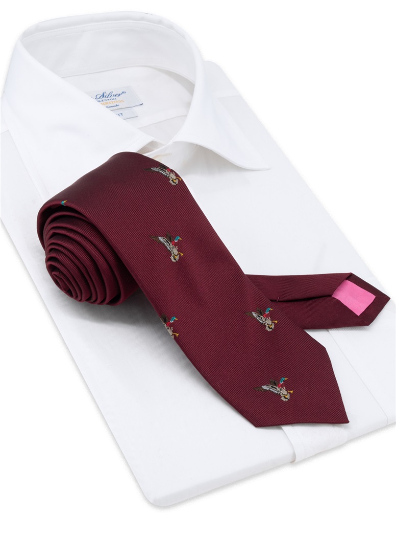 Silk Woven Duck Motif Tie in Maroon