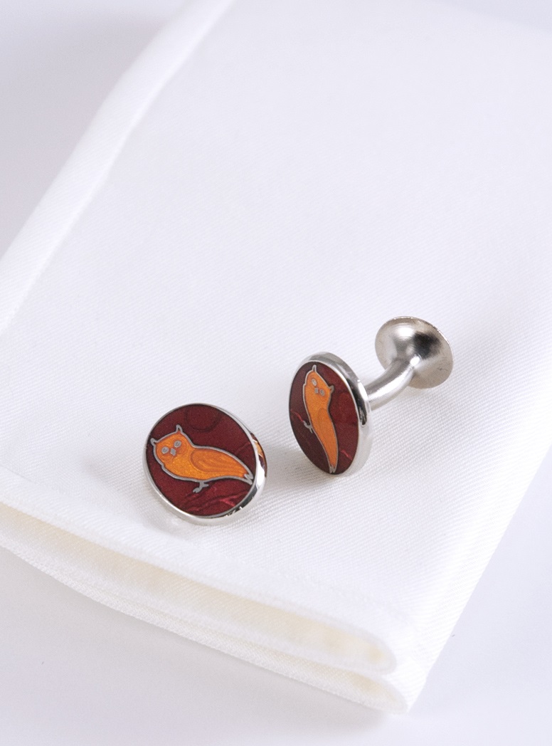 Oval Cufflinks with Owl in Wine