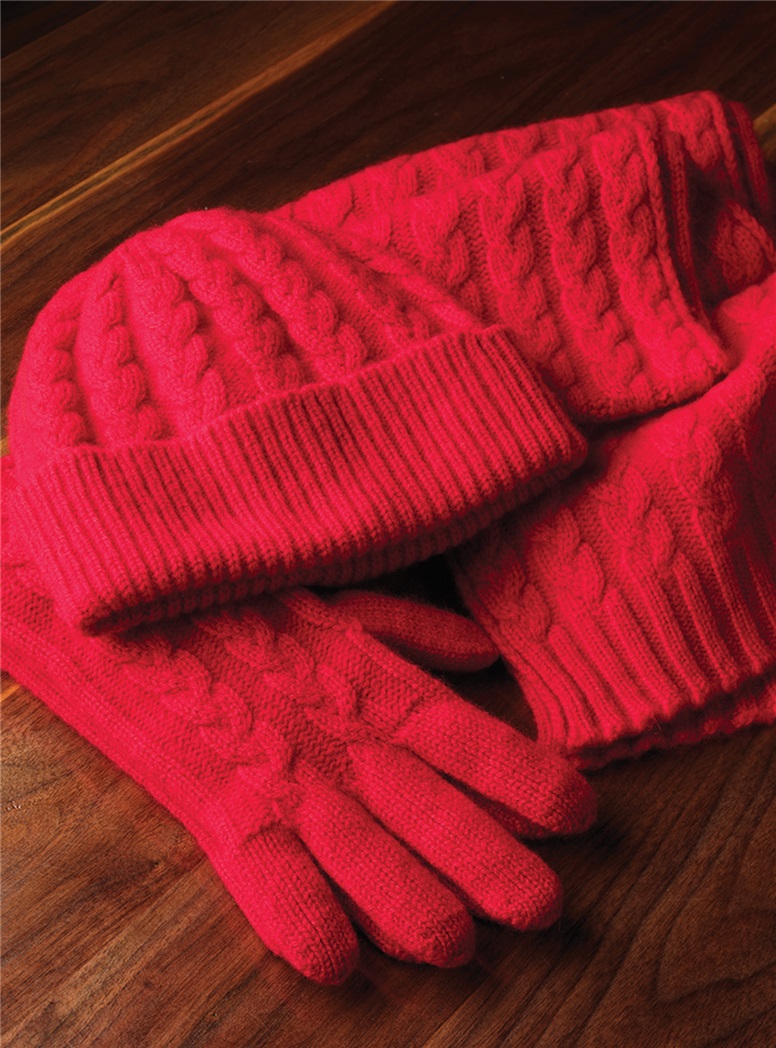 Cashmere Cable Knit Watch Cap in Cardinal