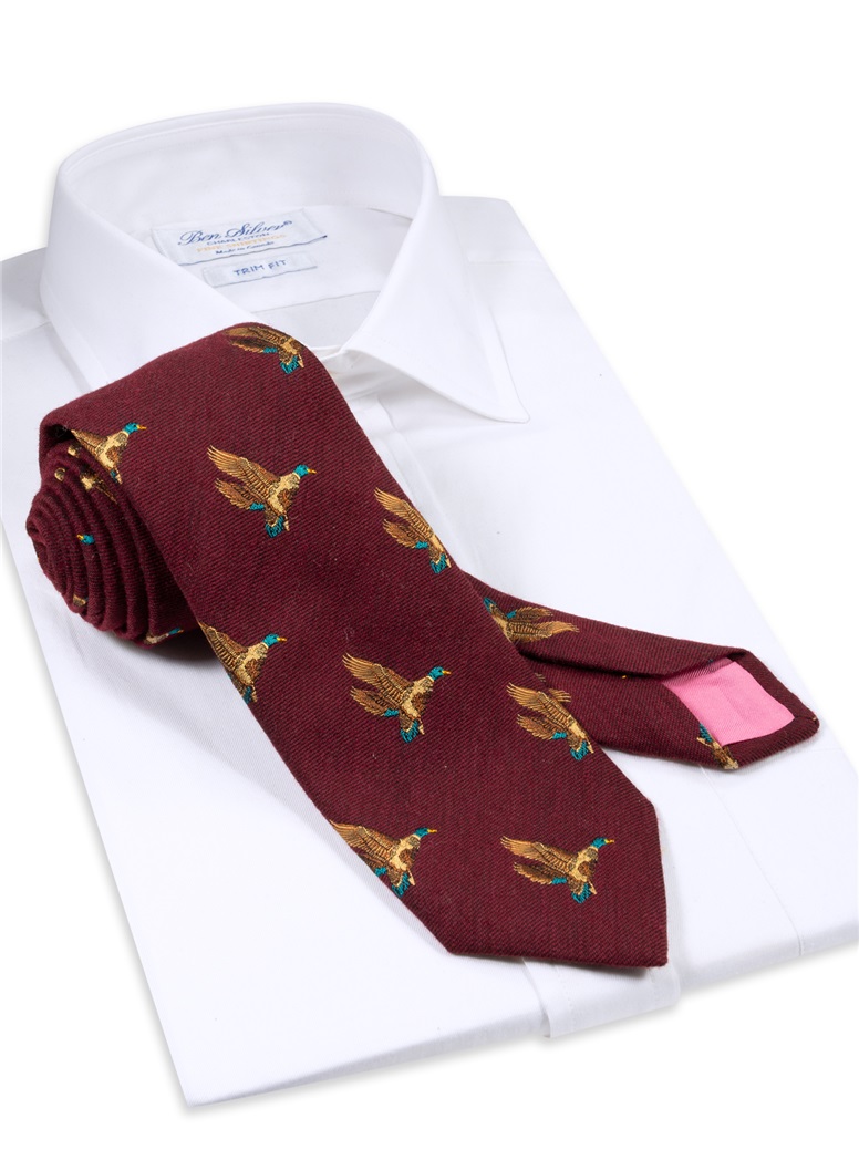 Silk Woven Flying Ducks Motif Tie in Wine