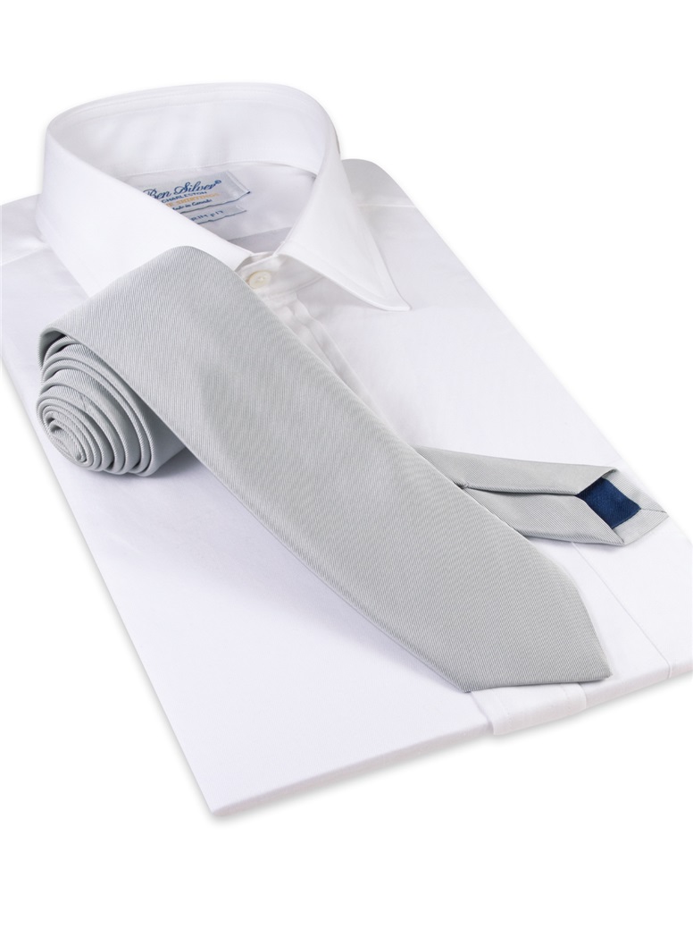 Mogador Silk Solid Signature Tie in Cloud