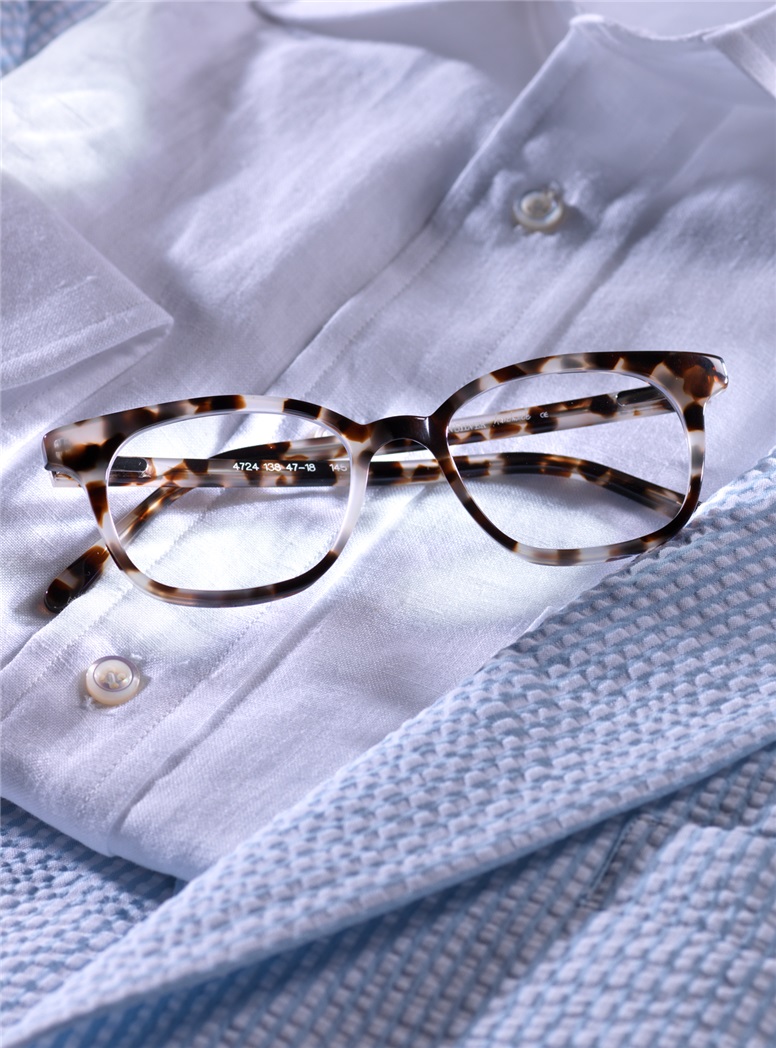 Slender Tip Frame in Cream Tortoise