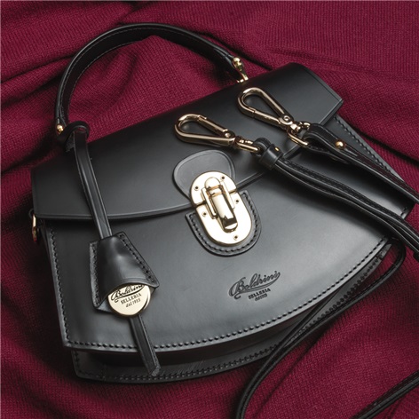 Ladies Top Handle Purse in Black