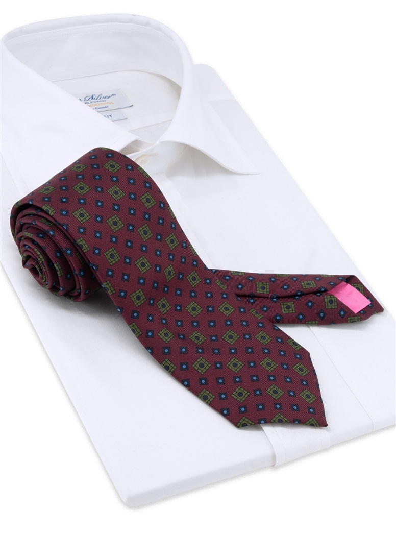 Silk Neat Print Tie in Wine